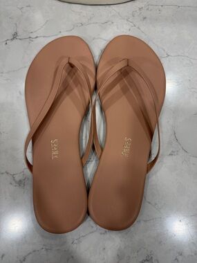 TKEES Blush pink Minimalist Flip Flop Sandals - Women size 7/38